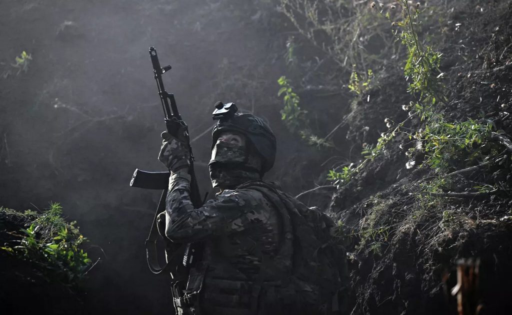 Армія РФ не здатна вести швидкий масштабний наступ в Україні – ISW Окупант.