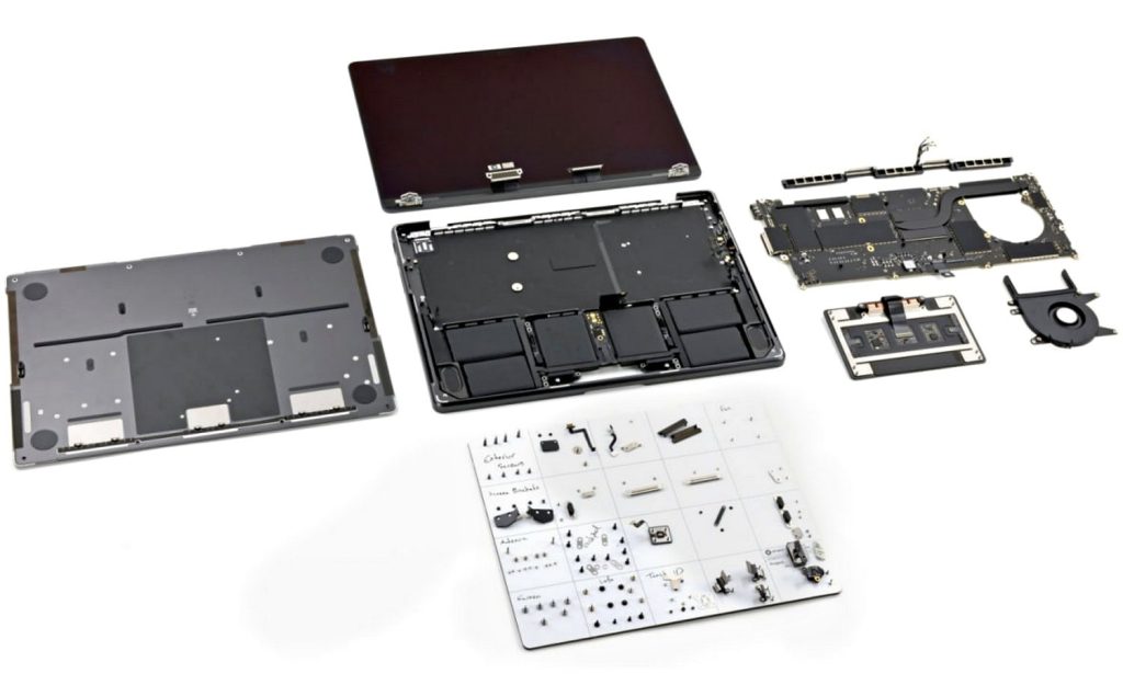 Експерти iFixit оцінили ремонтопридатність ноутбука MacBook Pro M5 у 4 бали (ВІДЕО) MacBook Pro M5.