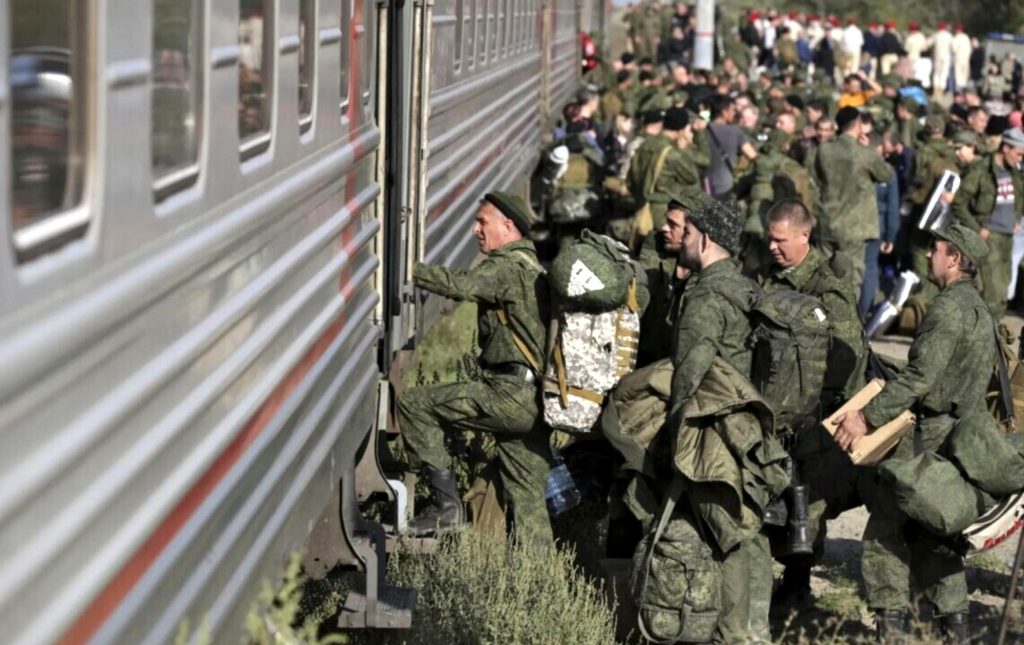 РФ посилила незаконну мобілізацію населення окупованих територій України — ISW Мобілізація в РФ.