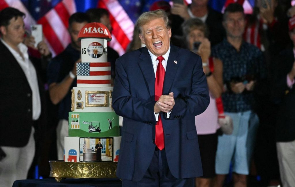 Дональд Трамп.
