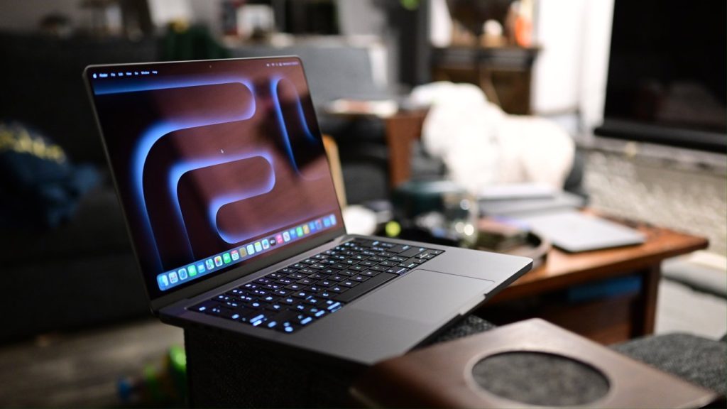 Macbook.