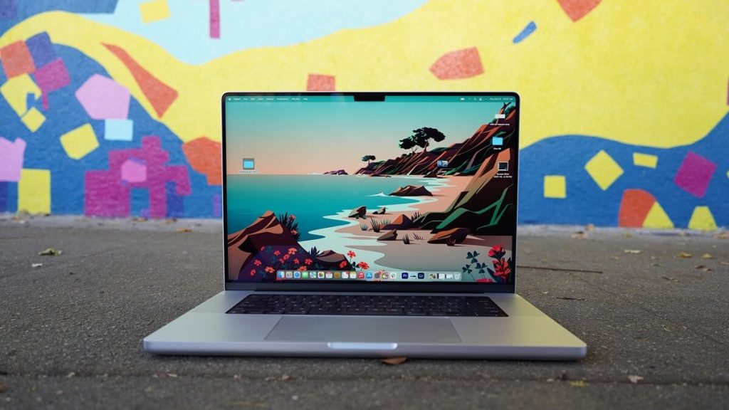 MacBook Pro M5
