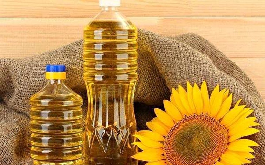 Соняшникова олія.