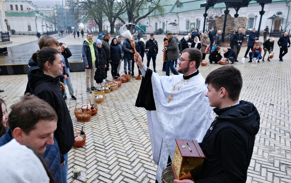Освячення на Великдень.