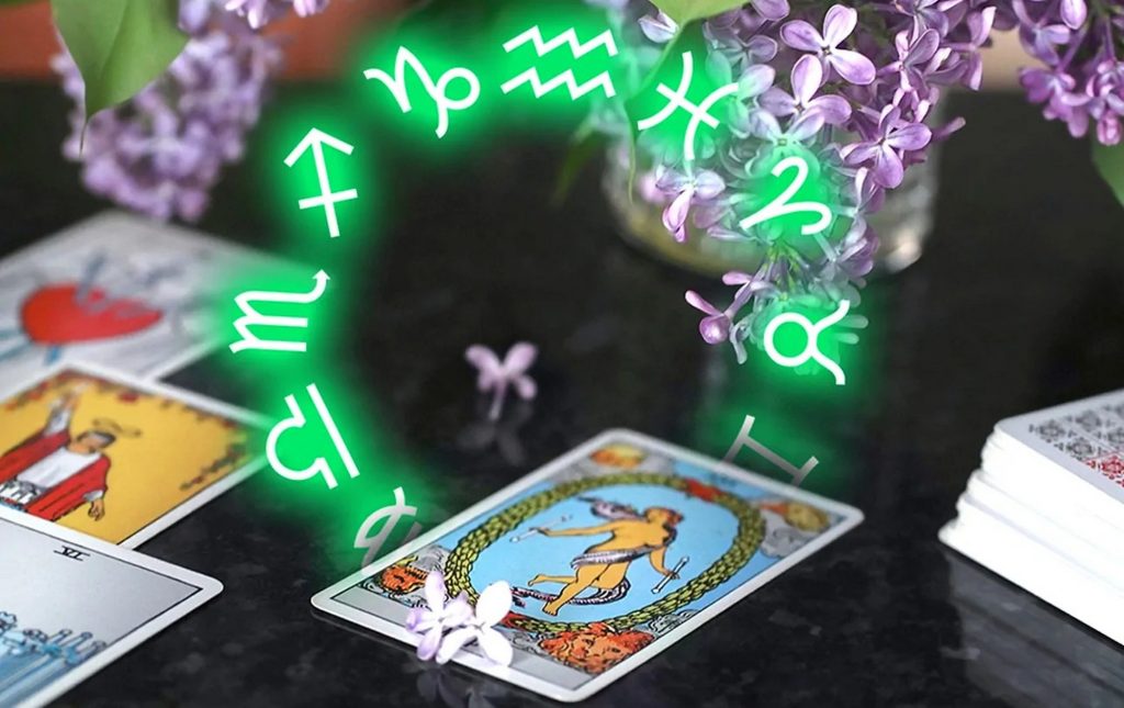 Карти Таро.