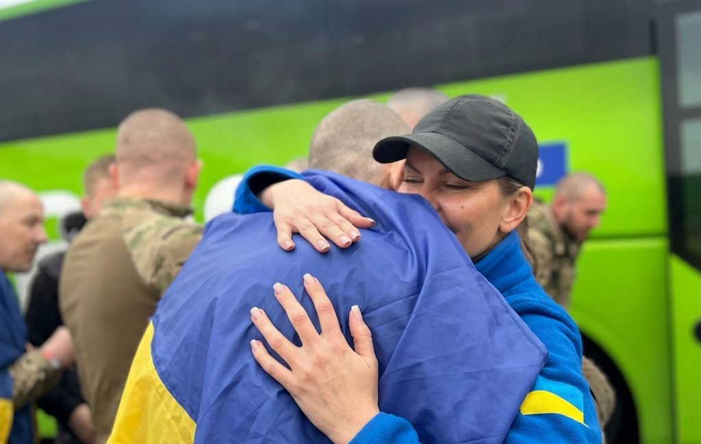 Повернення з полону РФ.