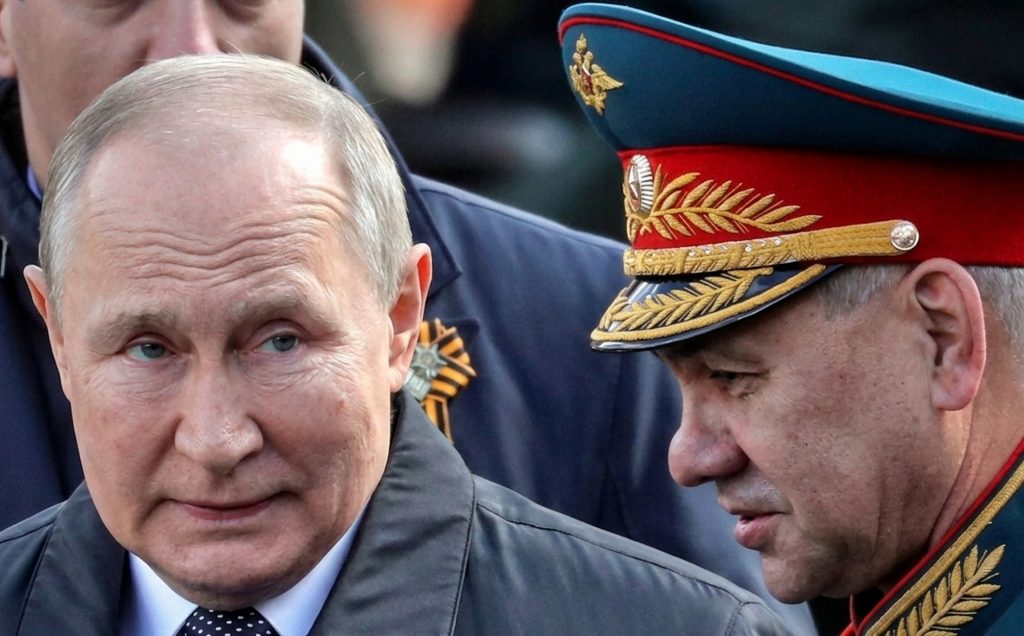 Володимир Путін і Сергій Шойгу.