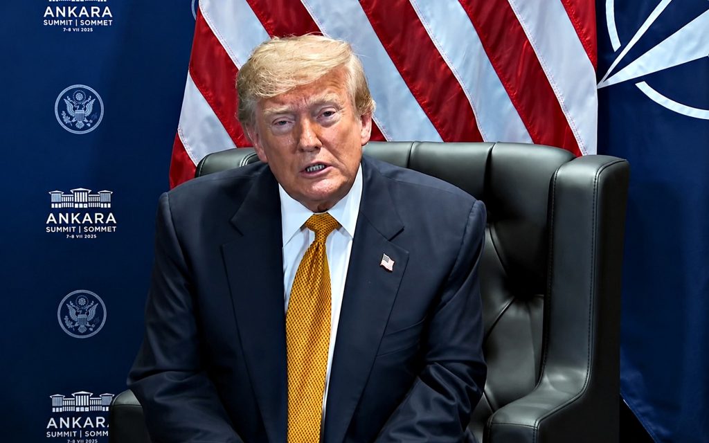 Дональд Трамп.