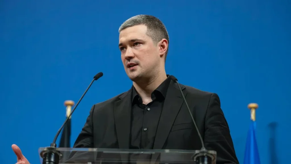 Федоров.